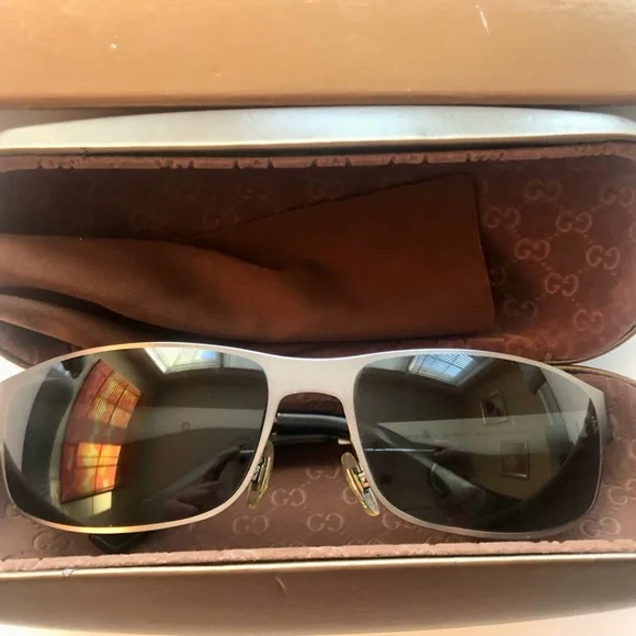 Gucci | Accessories | Gucci Mens Authentic Sunglasses Style  display picture 2